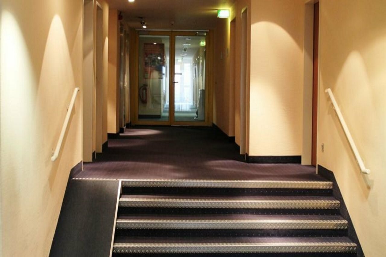 Фото Mercure Hotel Stuttgart Zuffenhausen