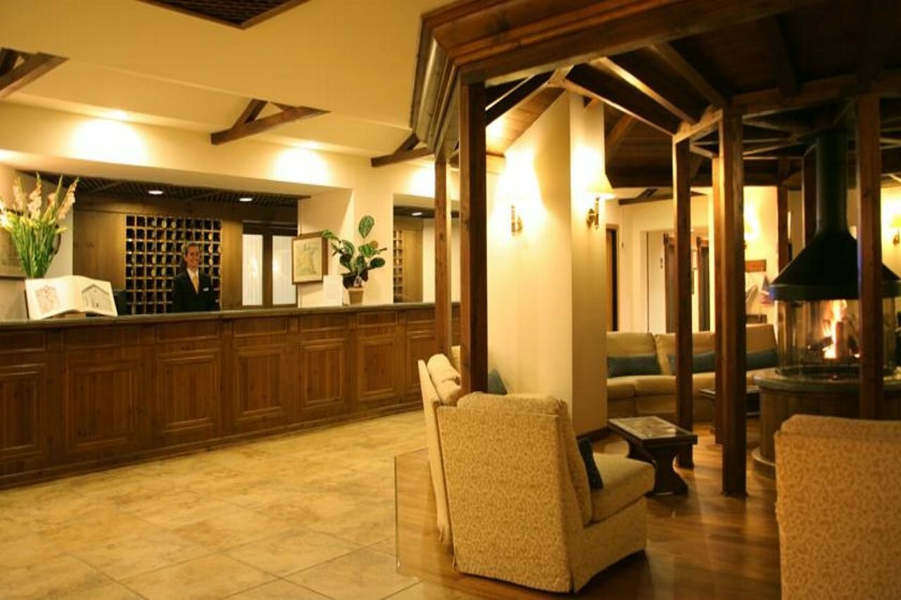 Фото Hotel Alaska Cortina