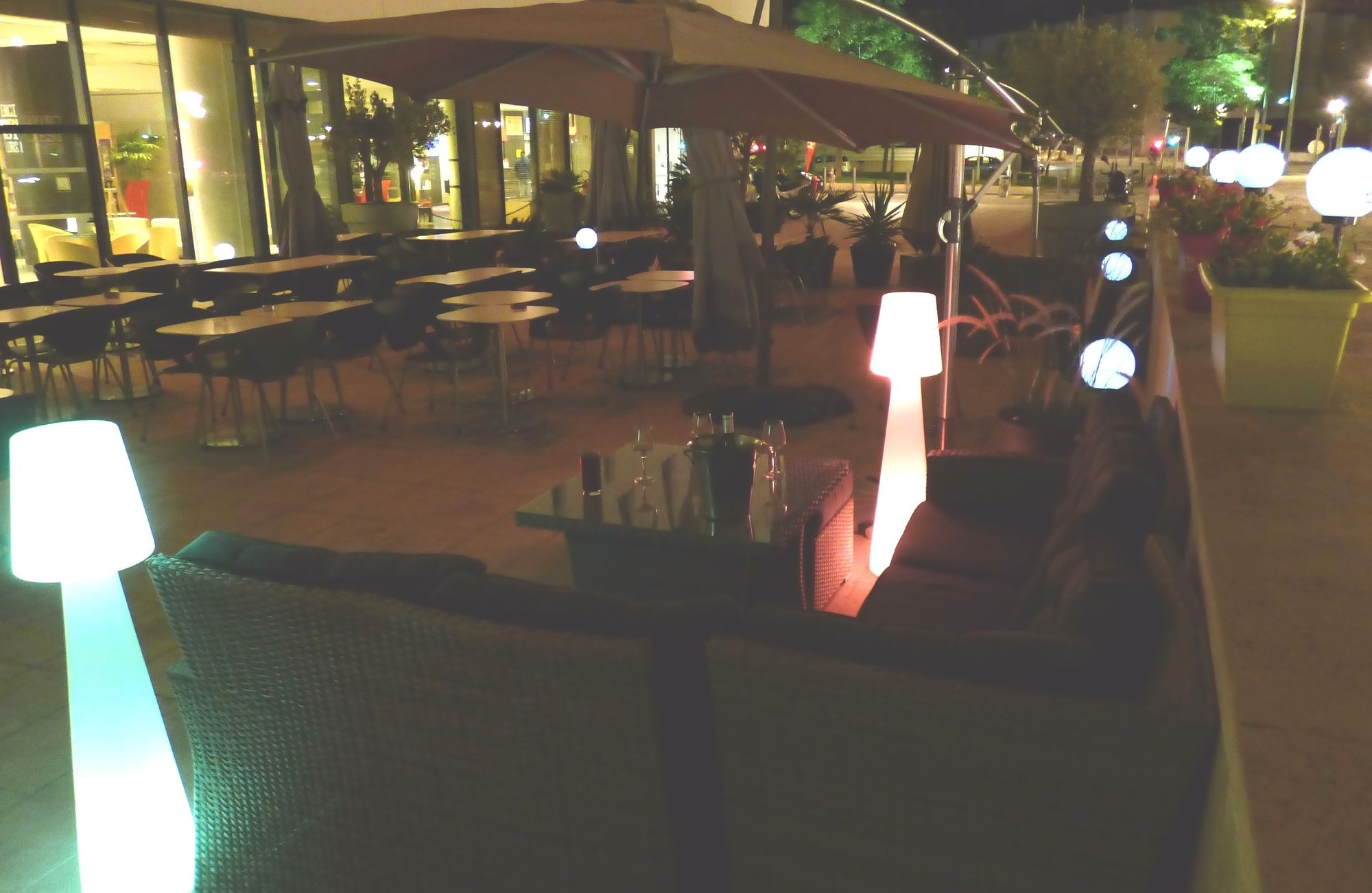 Фото Ibis Marseille Centre Euromed