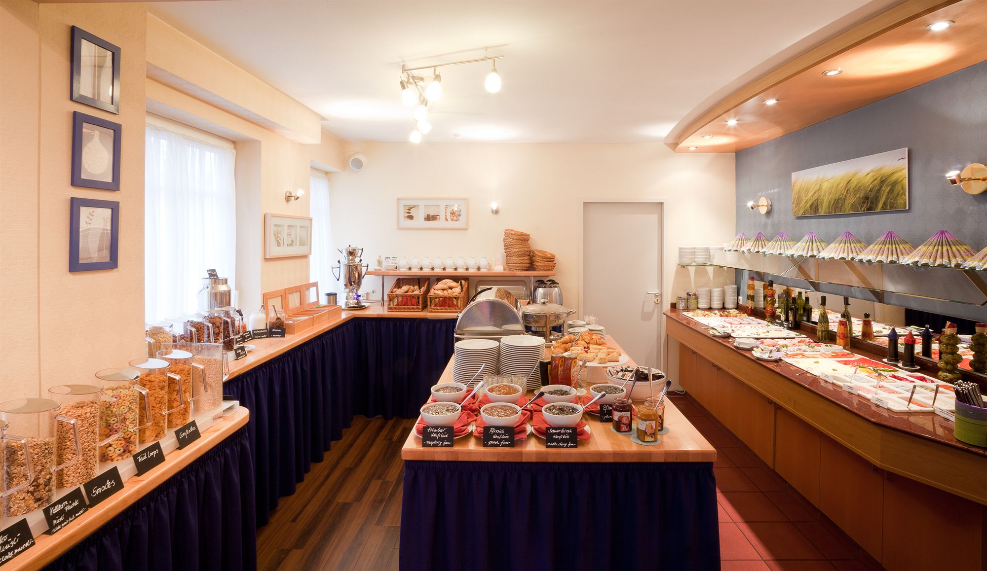 Фото Hotel Hanseport Hamburg