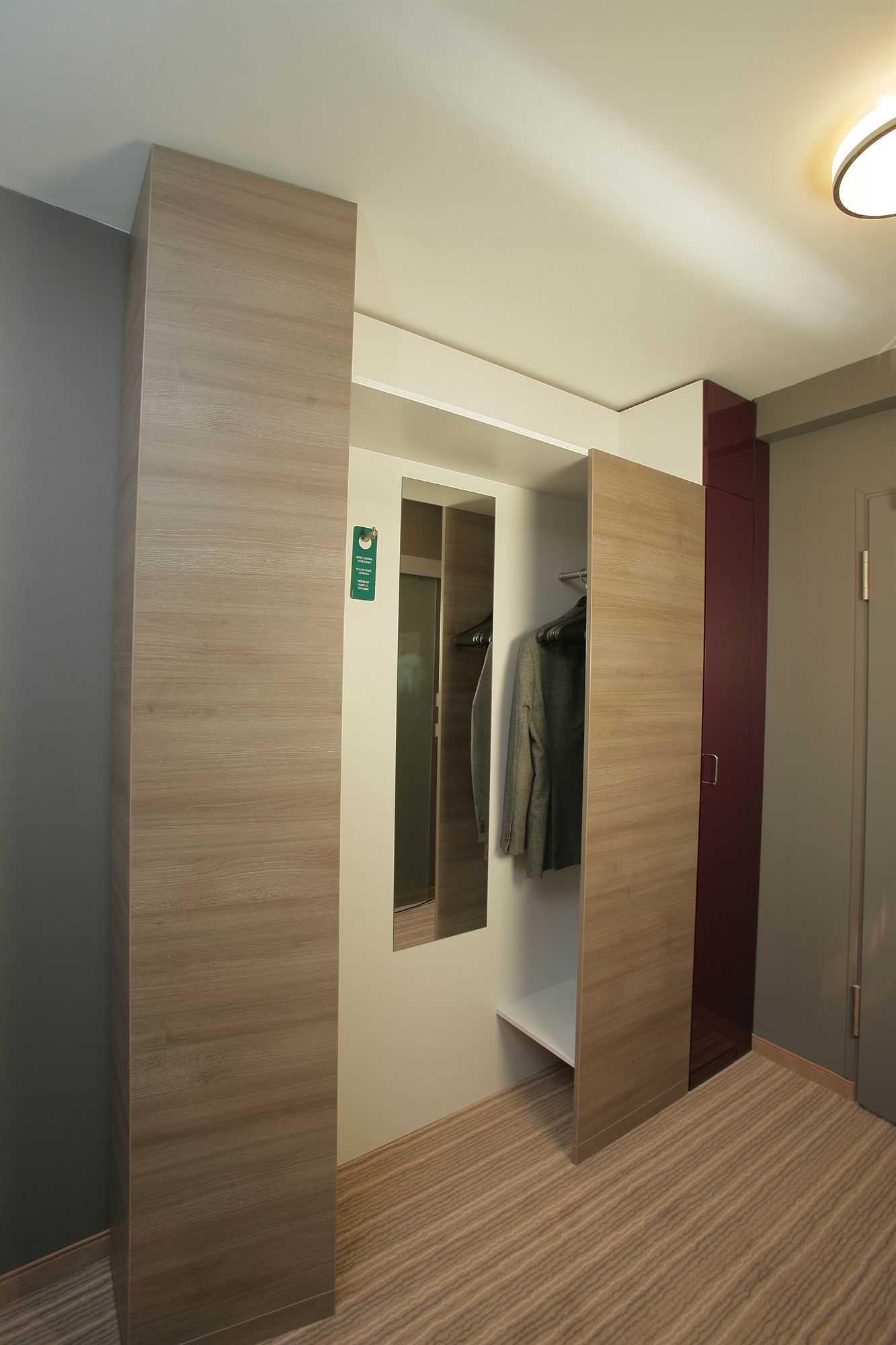 Фото Hotel Demas City