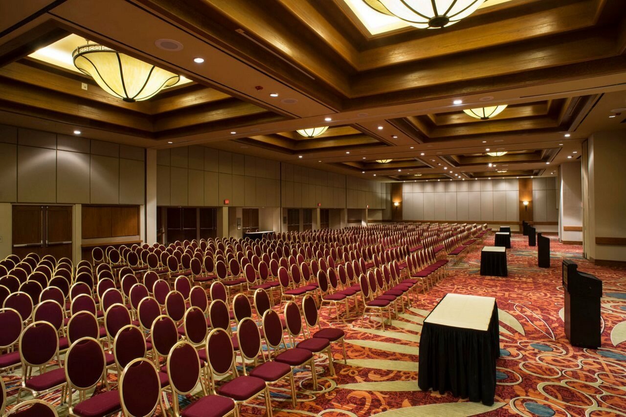 Фото Marriott Tulsa Hotel Southern Hills