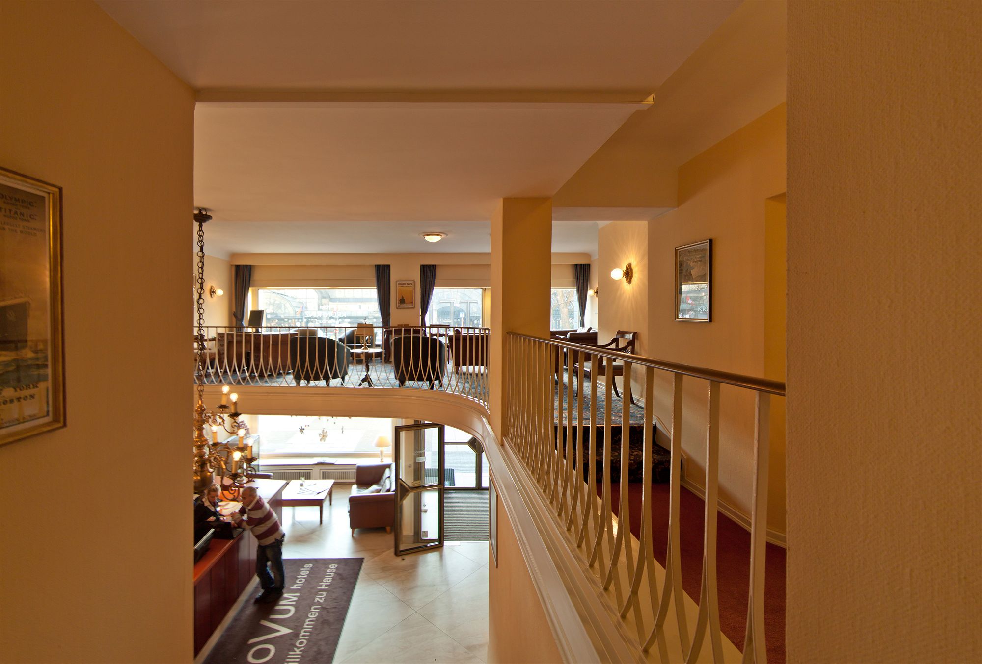 Фото Novum Hotel Kronprinz Hamburg