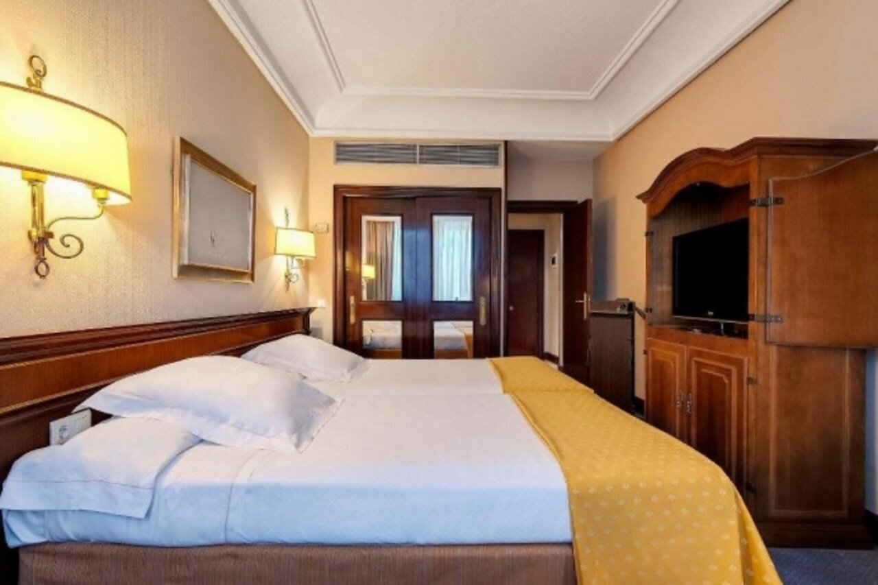 Фото Hotel Miguel Angel