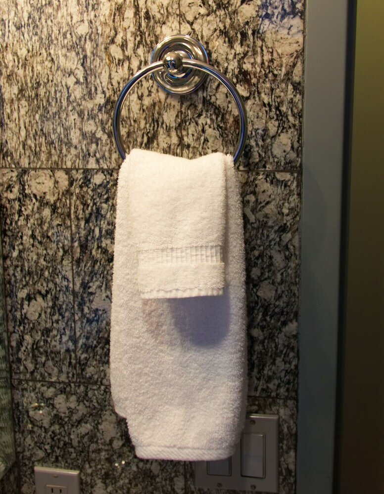 Фото The Ridge Hotel