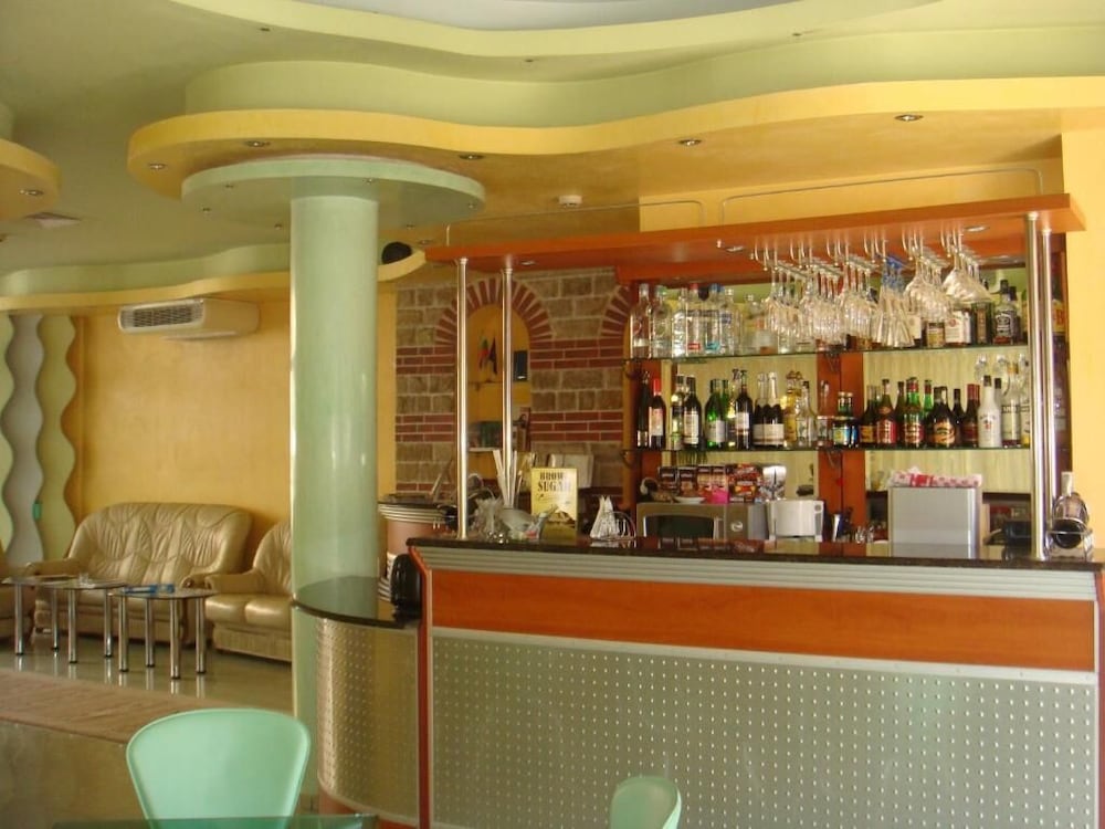 Фото Hotel Dionis