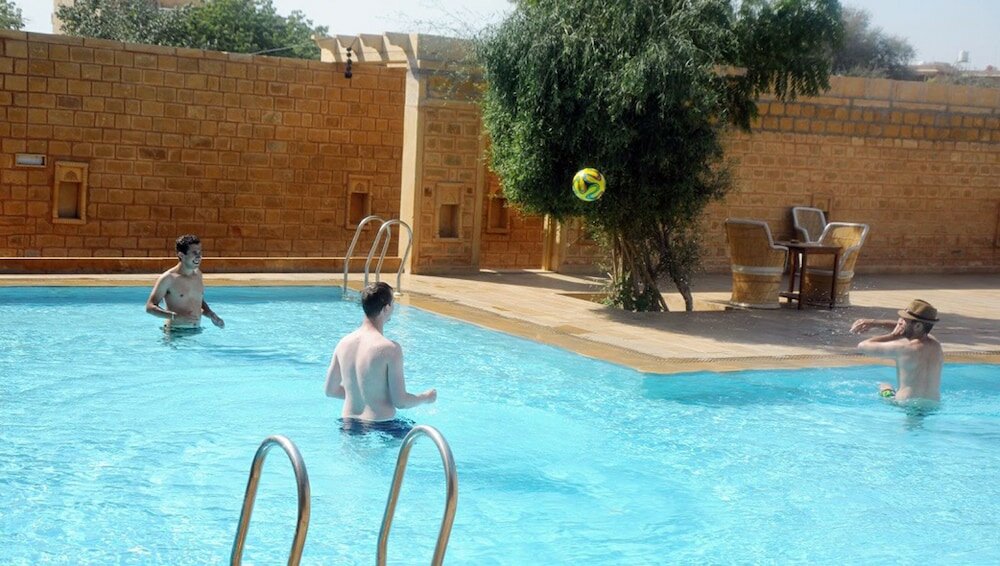 Фото отеля 3