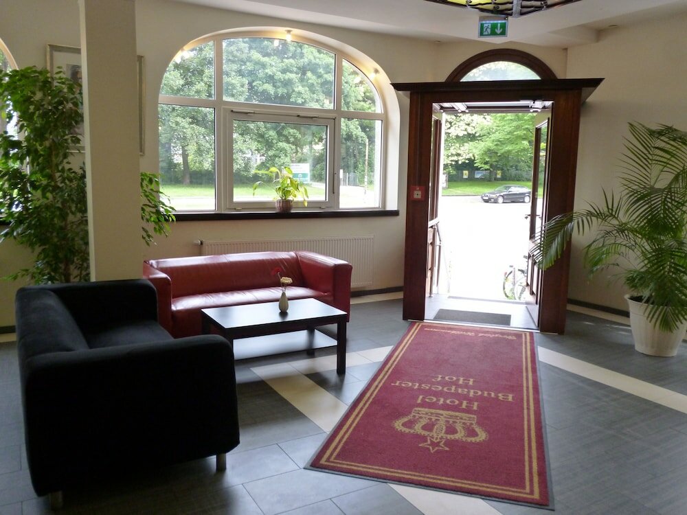 Фото Hotel Budapester Hof