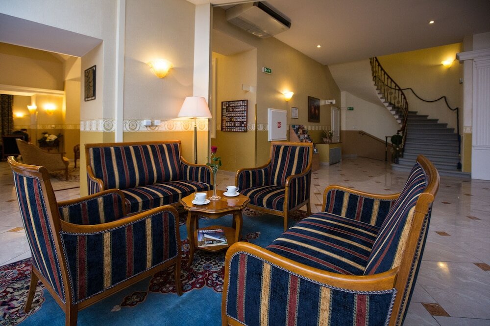 Фото отеля 2