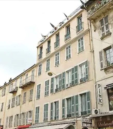 Внешний вид отеля Hôtel Solara в Ницце, фото 4