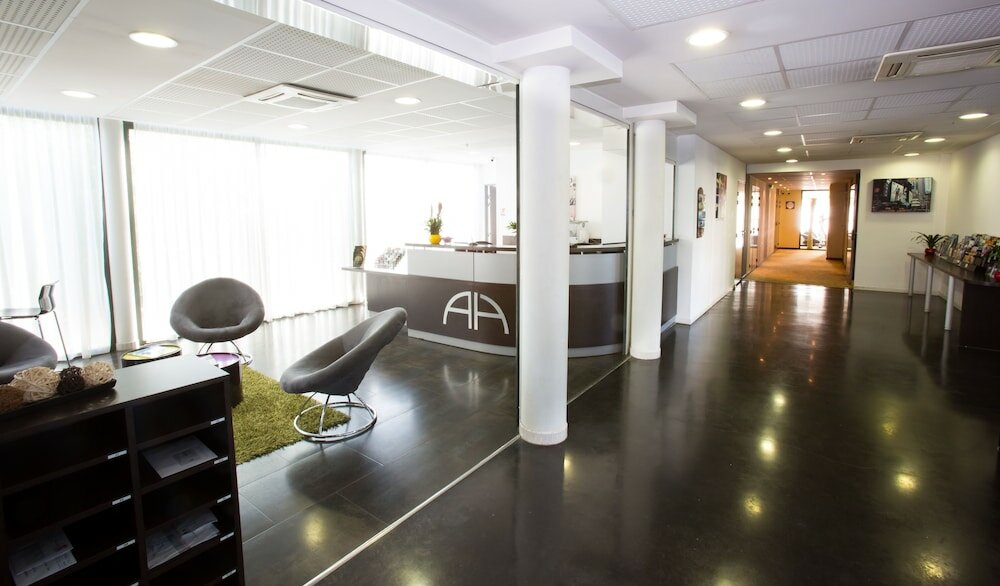 Фото All Suites Appart hotel Bordeaux Lac