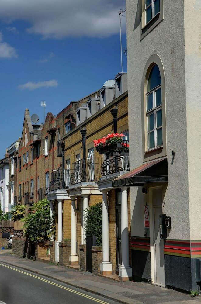 Фото отеля 3