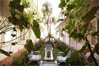 Фото Brown Feather Hotel