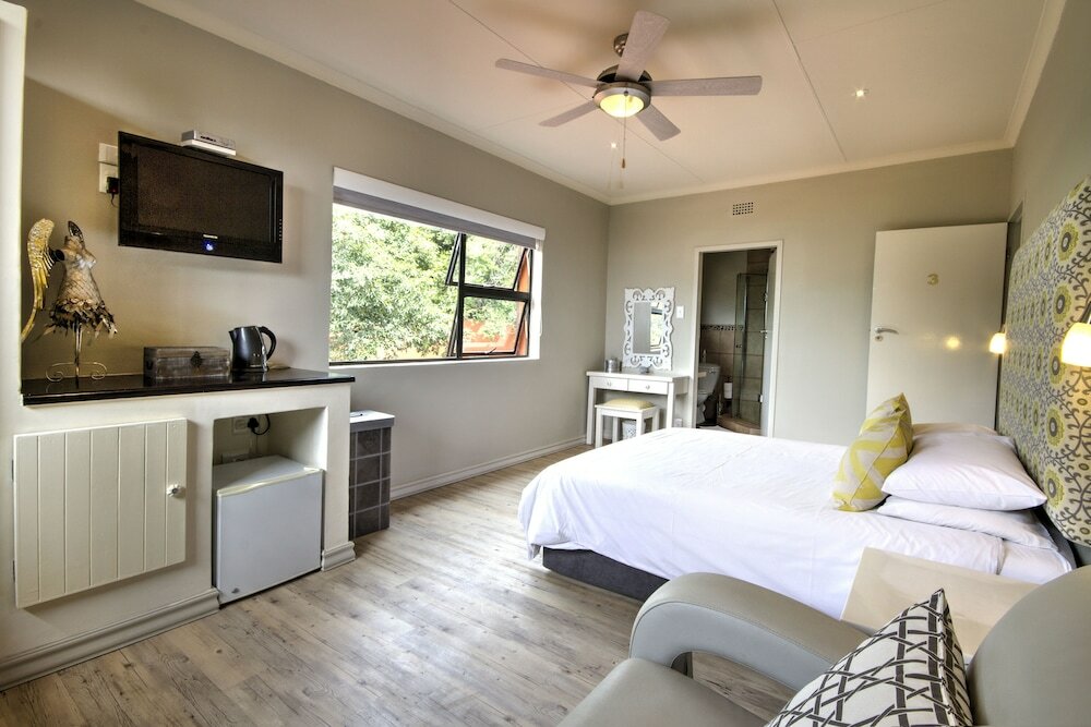 Фото La Roca Guesthouse