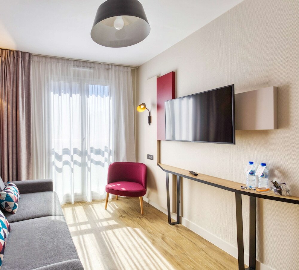 Фото Appart'City Confort Paris Clichy Mairie