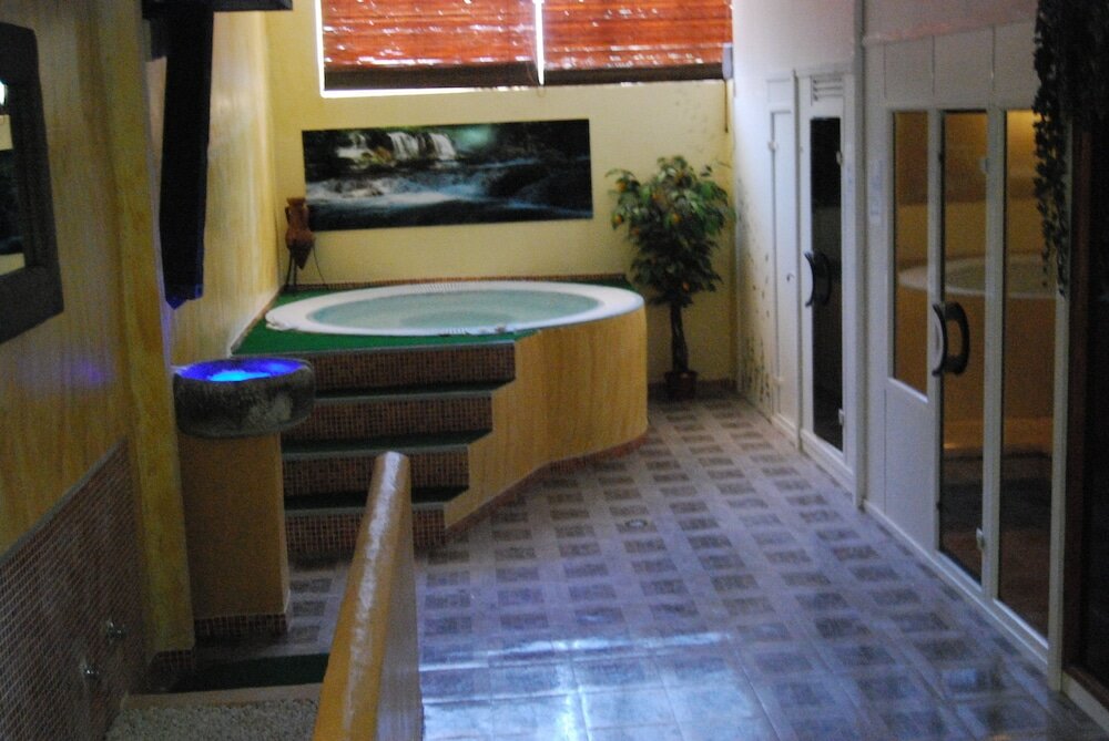 Фото Emperatriz III