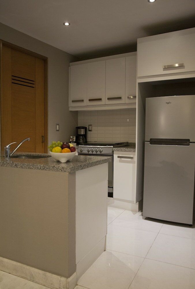 Фото Pennsylvania Suites