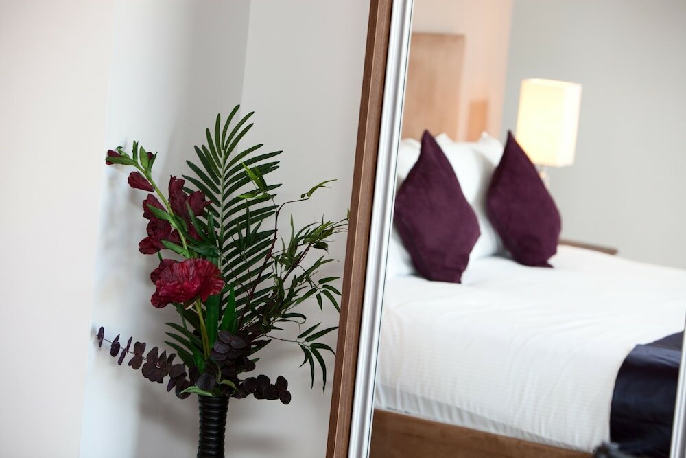 Фото The Spires Serviced Apartments Glasgow