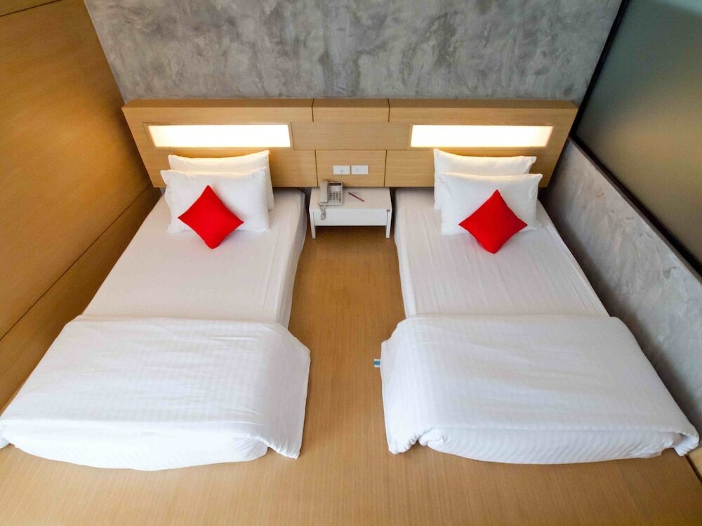 Фото The Now Hotel