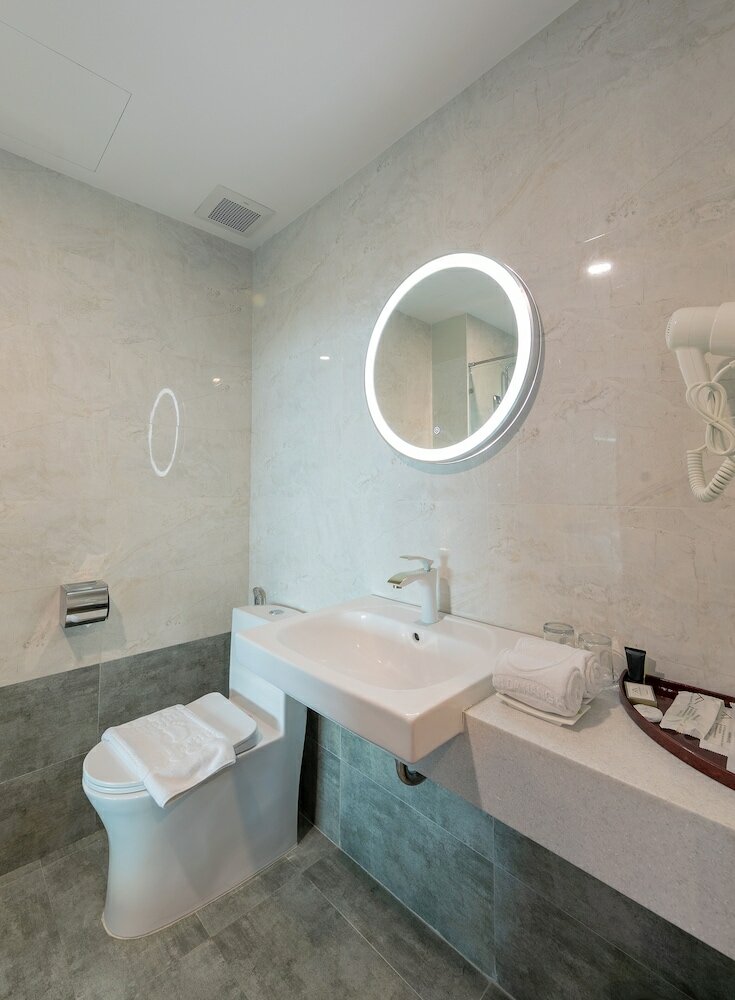 Фото Fansipan Danang Hotel