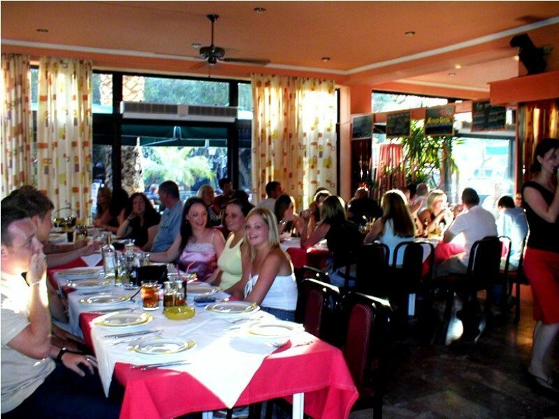 Фото Morfeas Hotel