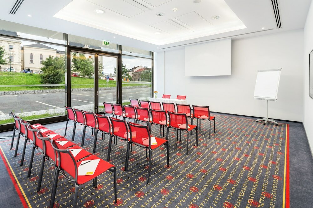 Фото Vienna House Easy Pilsen