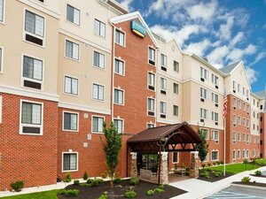 Гостиница Staybridge Suites Harrisburg, an Ihg Hotel