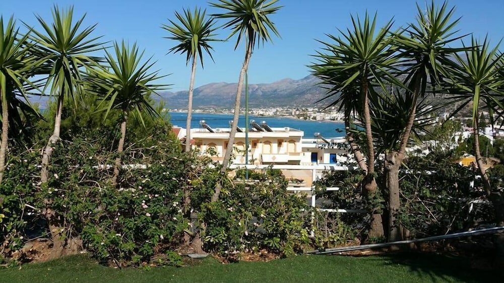 Фото Stalis Bay Apartments