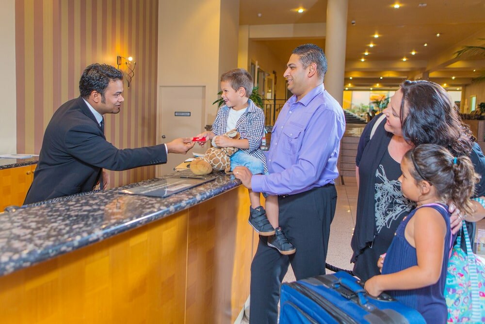 Фото Arawa Park Hotel