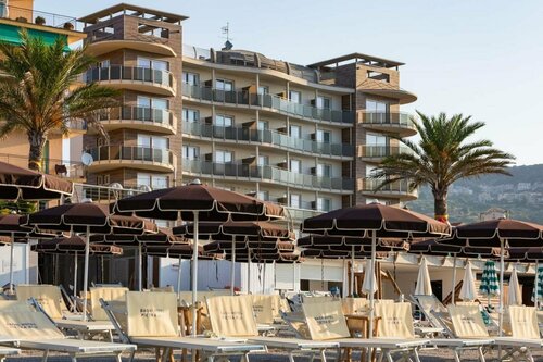 Гостиница Grand Hotel Pietra Ligure в Пьетра-Лигуре