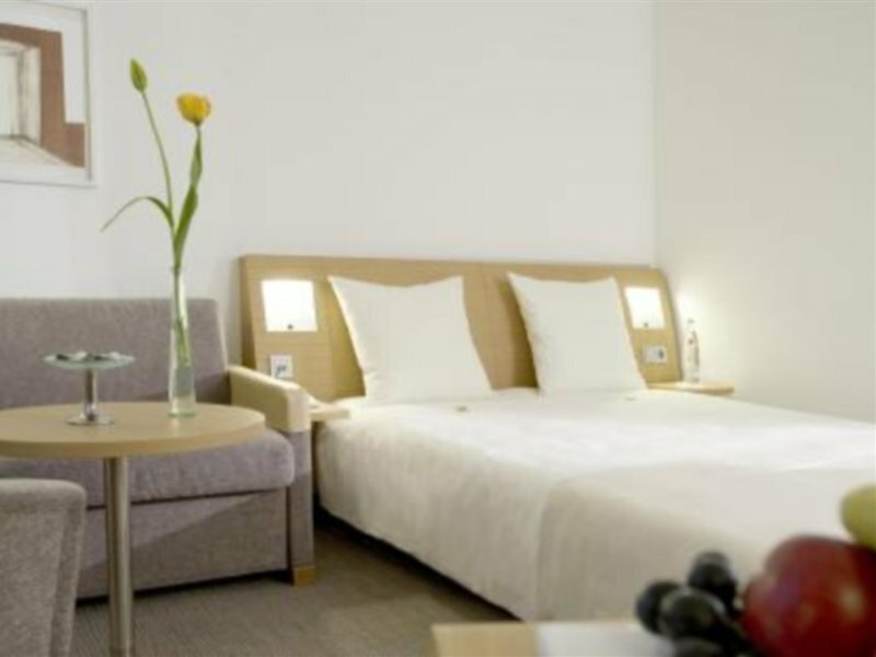 Фото Novotel Frankfurt City