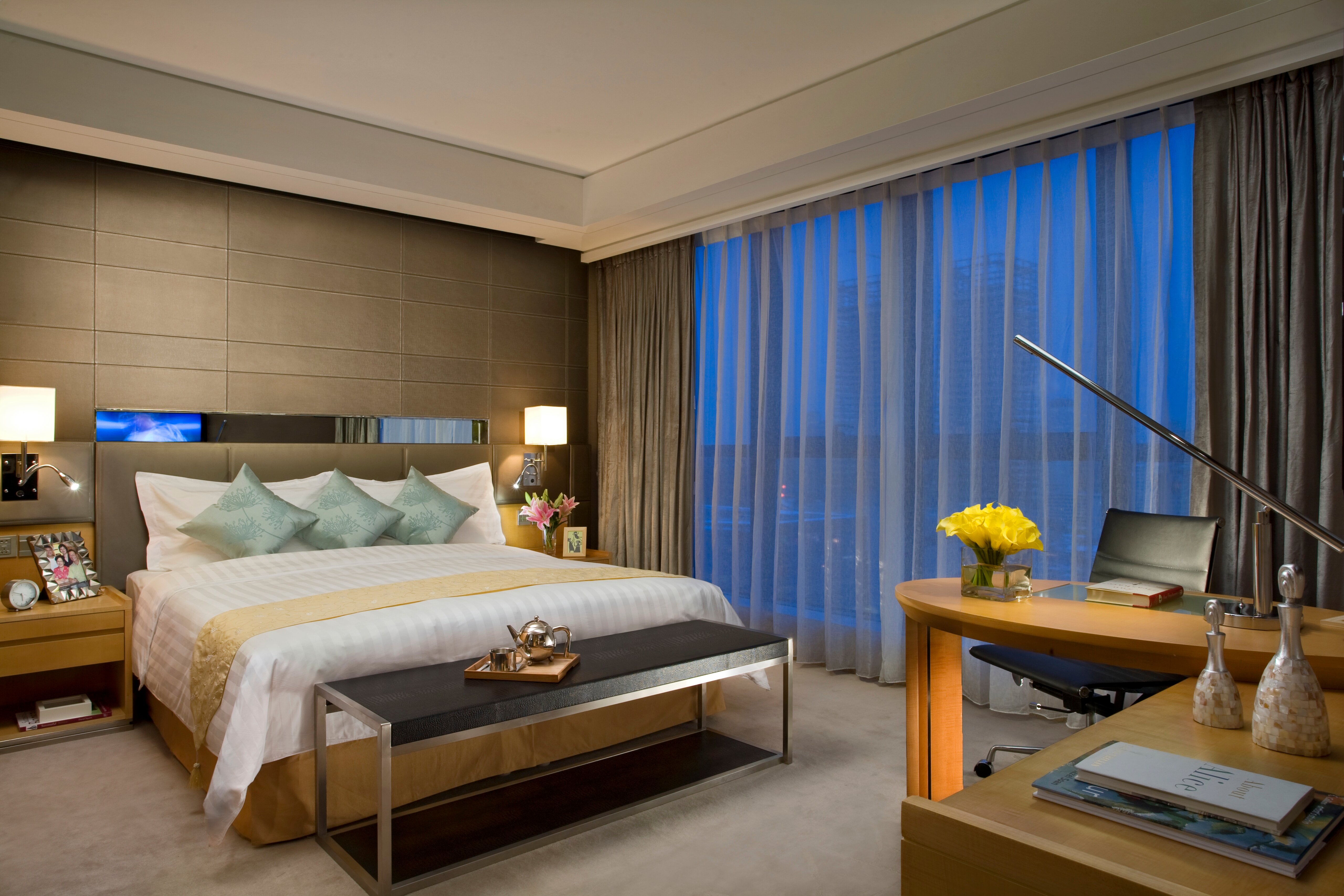 Фото Ascott Raffles City Beijing