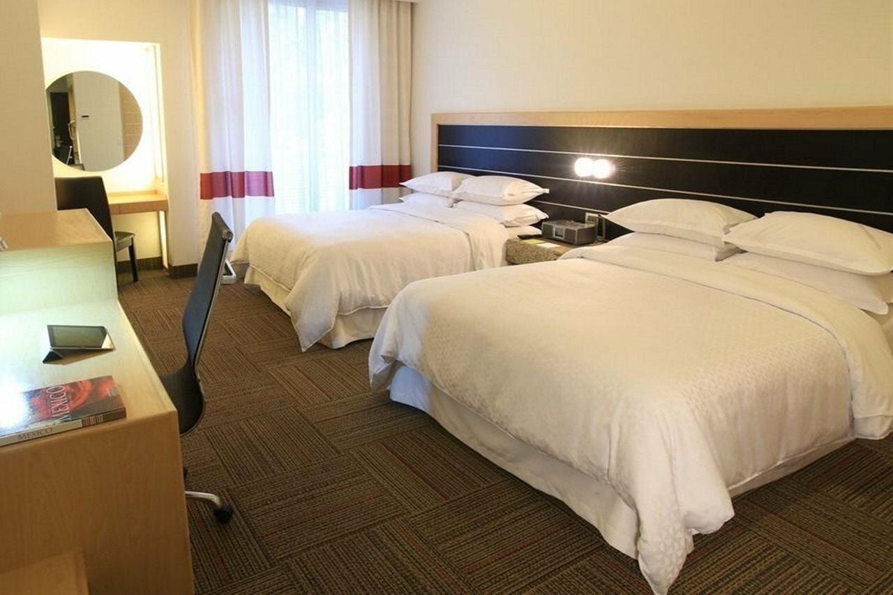 Фото Four Points by Sheraton Mexico City, Colonia Roma
