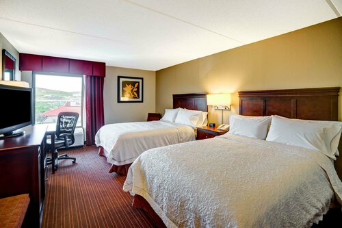 Гостиница Hampton Inn Scranton at Montage Mountain