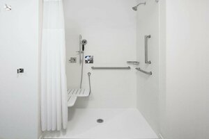 Гостиница Hampton Inn & Suites San Diego Airport Liberty Station