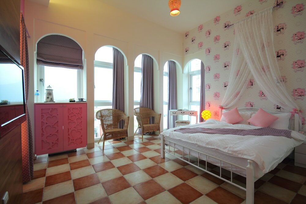 Фото Lighthouse Hostel