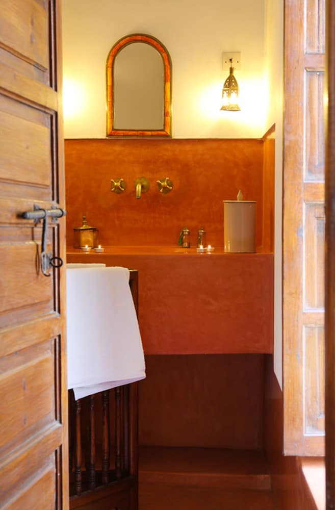 Фото Riad Marelia