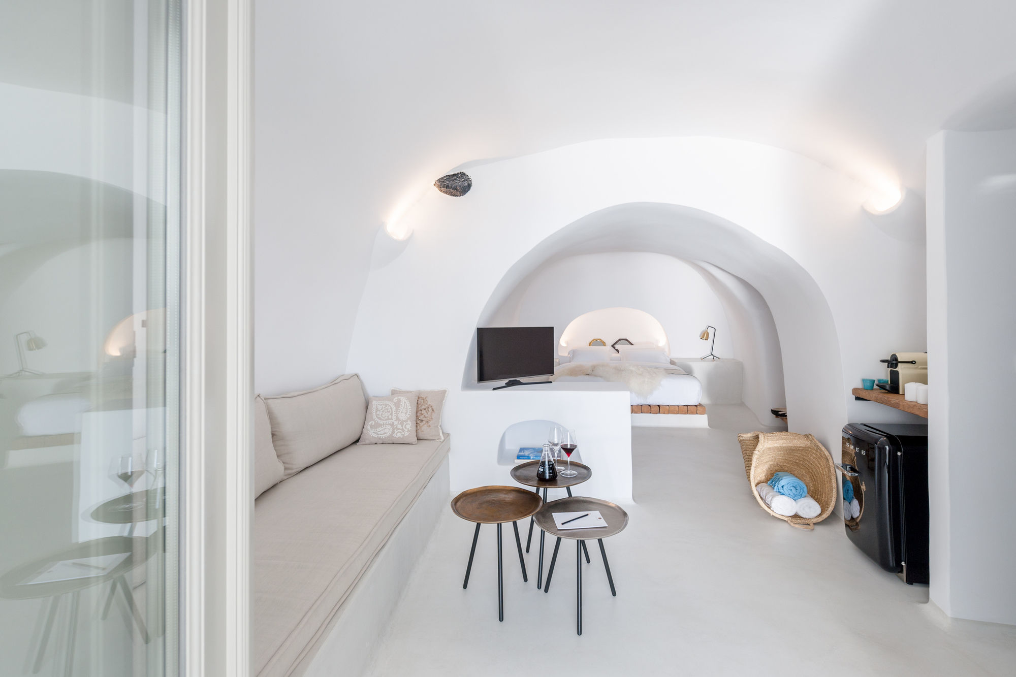 Фото Cocoon Suites