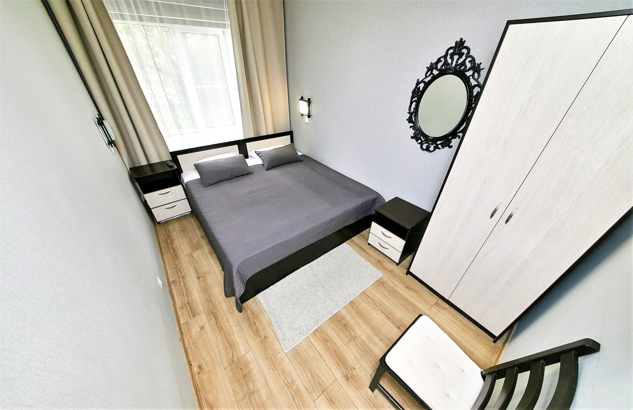 Фото Априори