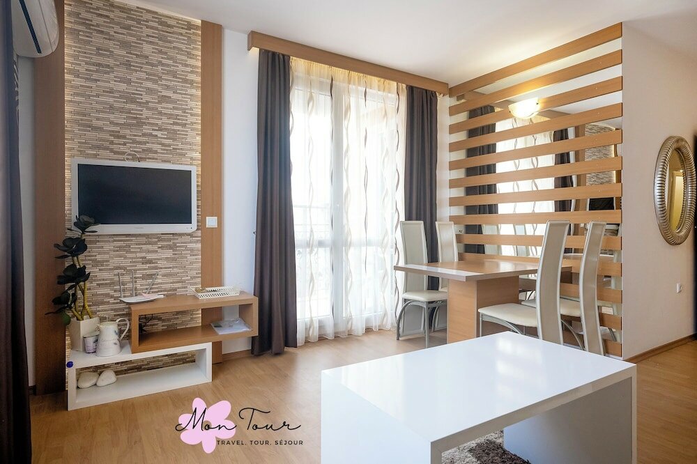 Фото Mon Tour apartments