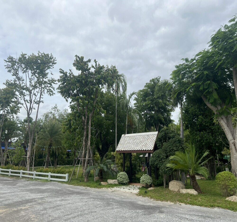 Фото Oyo 75510 BannRai Tayai Cafe and Resort