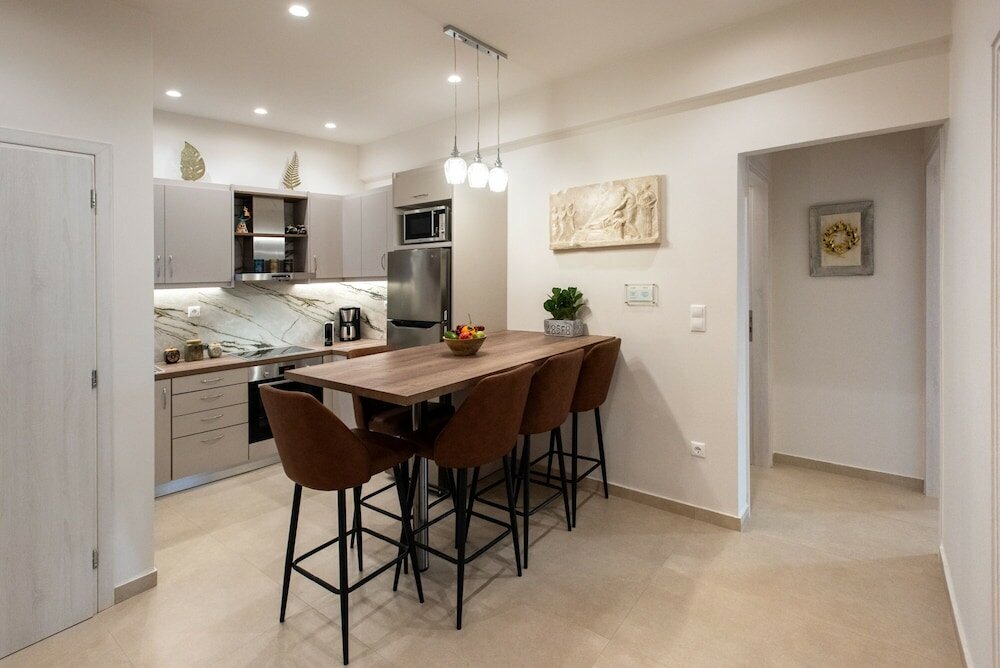 Фото Blue Ark Acropolis Compass