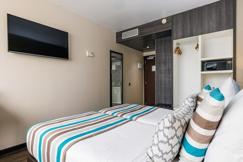 Фото Hotel Ronda Lesseps