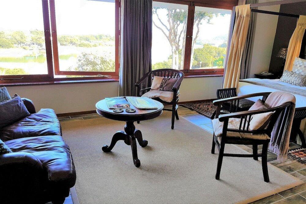 Фото Wilderness Manor