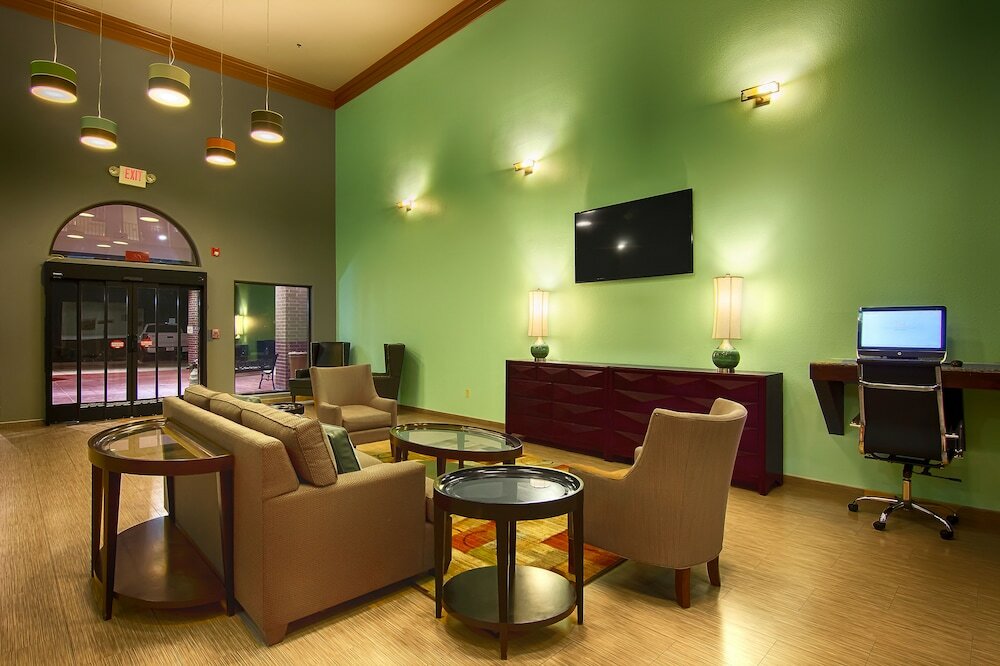 Фото Best Western Plus The Woodlands