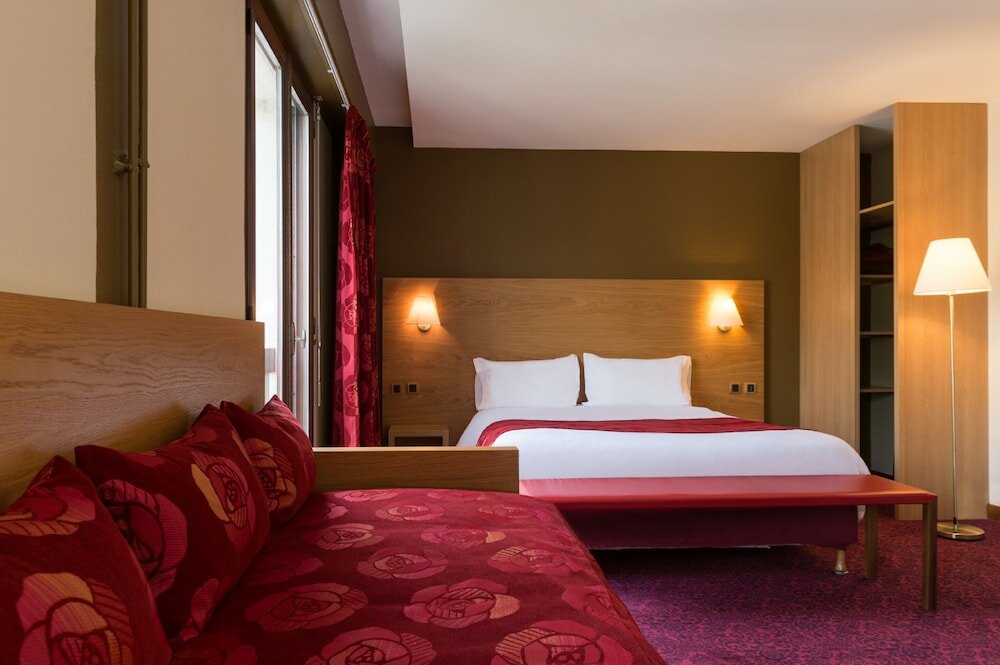 Фото Inter-Hotel De La Tour Maje