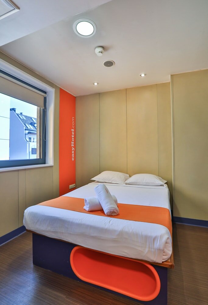 Фото easyHotel Sofia