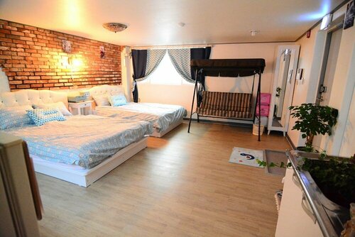 Апартаменты Residence Unicorn in Dongdaemun в Сеуле