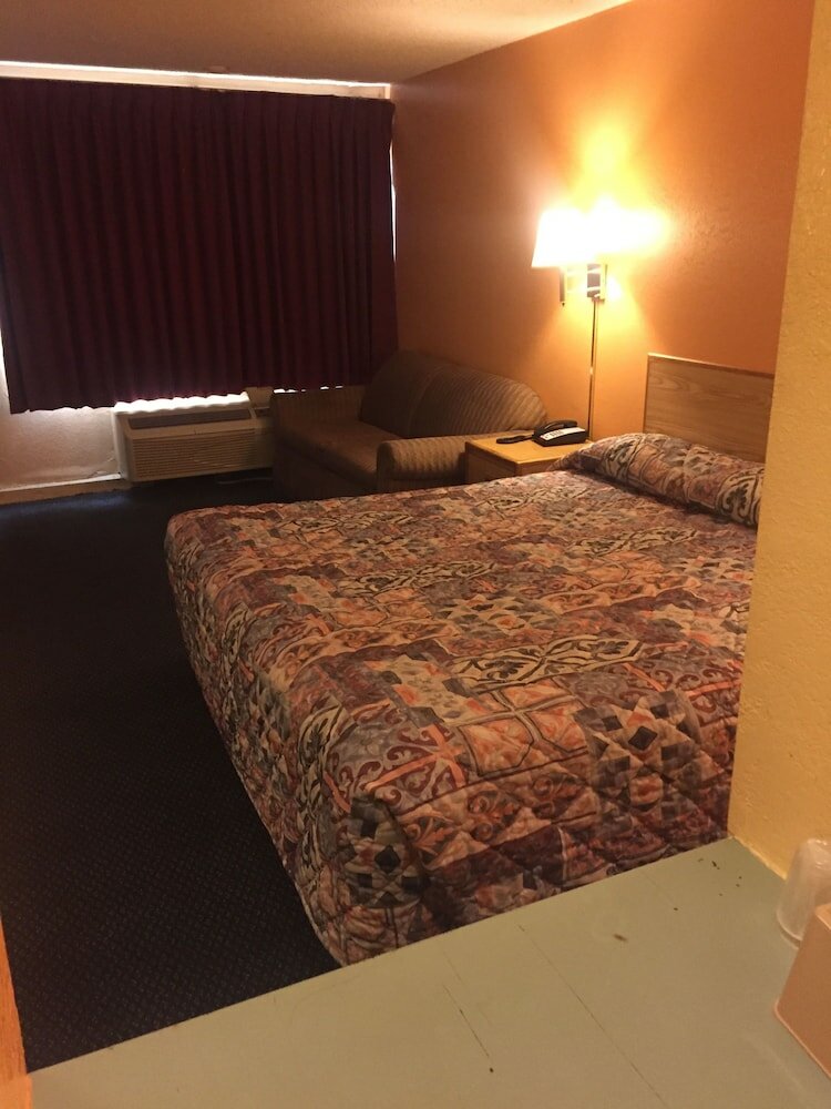 Фото Camelot Inn