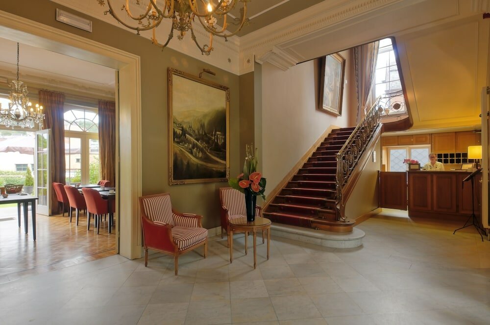 Фото Hotel La Villa des Fleurs